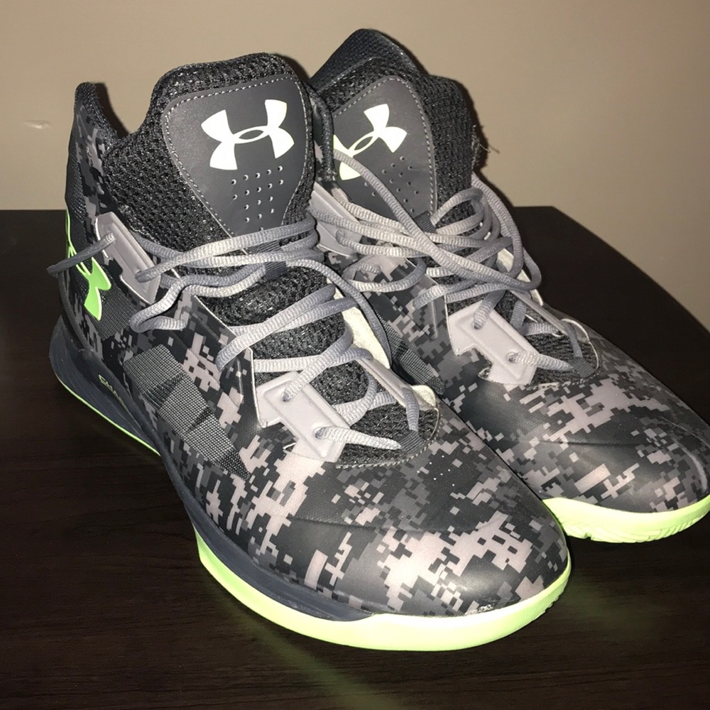 Under Armour Charged Basketball Shoes - size 13